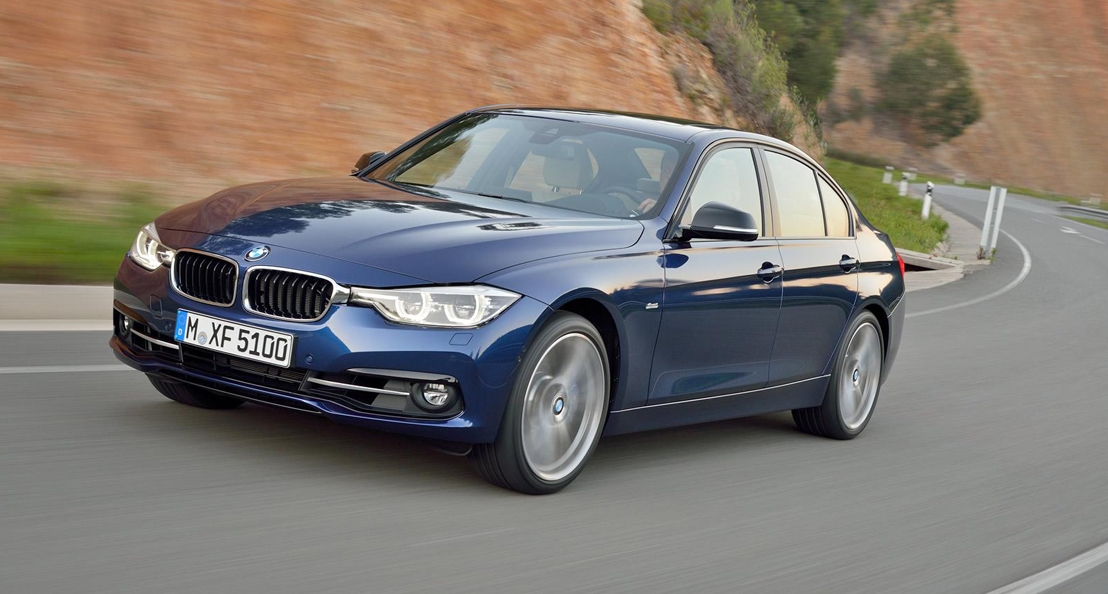 ب ام و 318i 2016